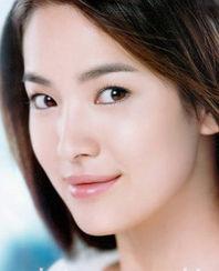 宋慧乔吃瓜脸图片,颜值依旧在线  第3张