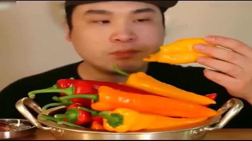 韩国胖哥吃蜜瓜,甜蜜滋味与生活态度的完美融合