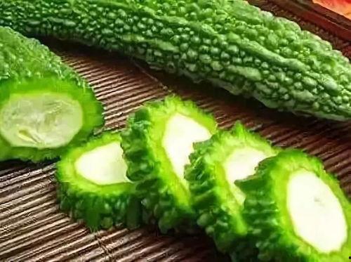 六二二同学吃瓜,揭秘校园里的“瓜田”风云  第3张