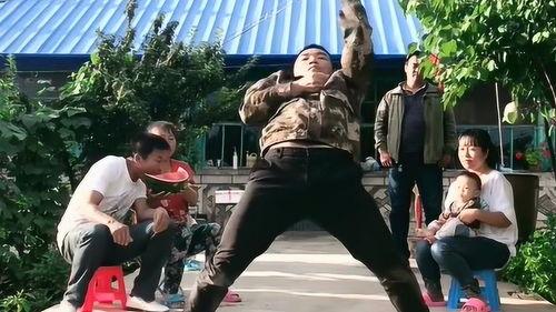 吃瓜群众跳舞,欢乐舞蹈盛宴来袭  第2张