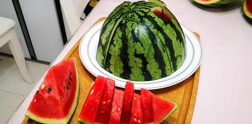 吃瓜的瓜甜不甜下一句,探究瓜甜不甜背后的秘密  第2张