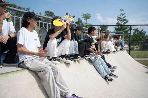 恶搞兔吃瓜动态,笑料横生，网友直呼“太解压”  第3张