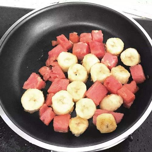 带你吃瓜黑暗料理烤全羊,带你品尝黑暗料理烤全羊的独特风味  第2张