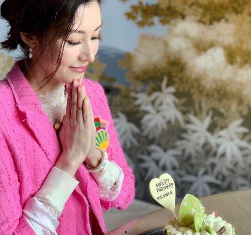 吃瓜姐妹莎头,揭秘娱乐圈背后的那些事儿  第2张