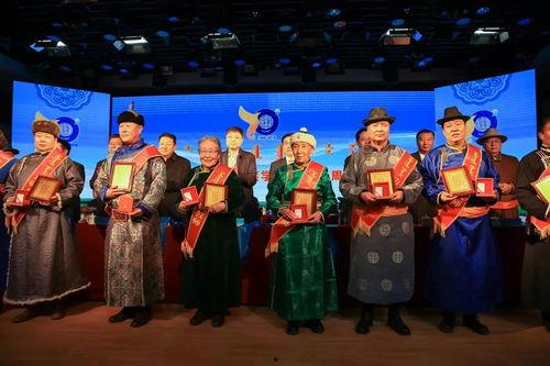 呼市蒙族吃瓜,蒙族风情下的夏日吃瓜盛宴  第2张