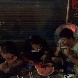 吃瓜大赛背景视频  第1张